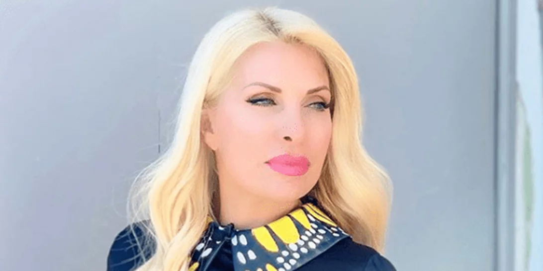 Ελένη Μενεγάκη | Η εμφάνισή της αλά Marylin Monroe