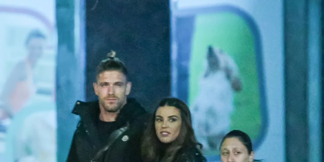 Ειρήνη Παπαδοπούλου | Έκοψε την κοτσίδα του συντρόφου της Αλέξανδρου Πασχαλάκη και να το αποτέλεσμα (pics)