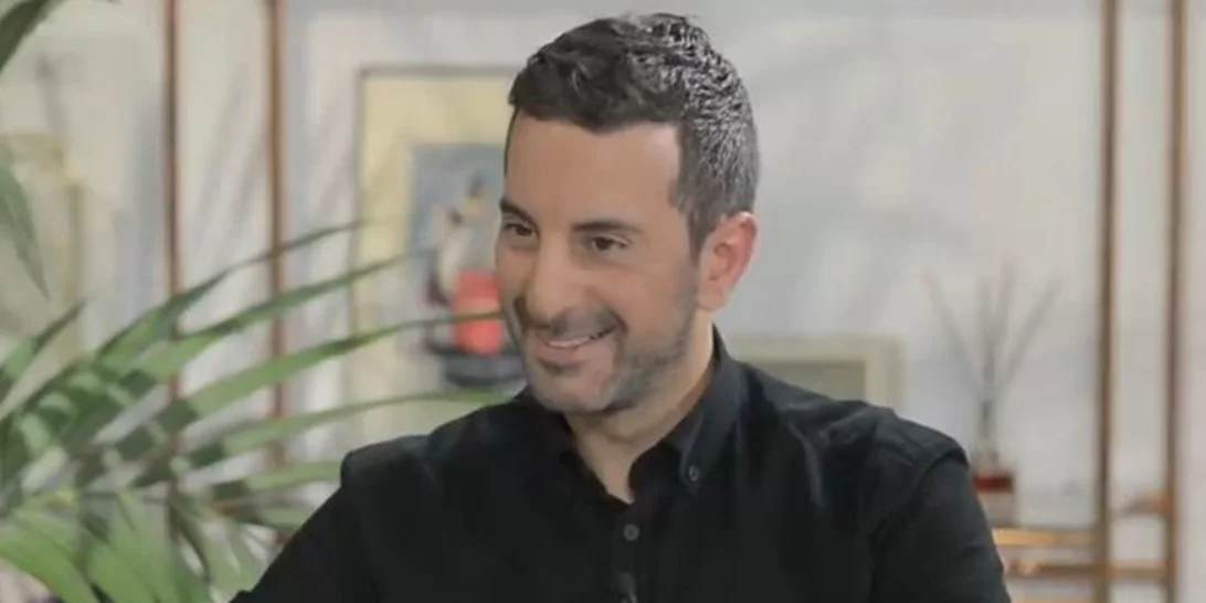 Στέλιος Κουδουνάρης | «Αναθεωρούμε τους ανθρώπους που κάναμε παρέα. Κάποιοι δεν μου έλειψαν»