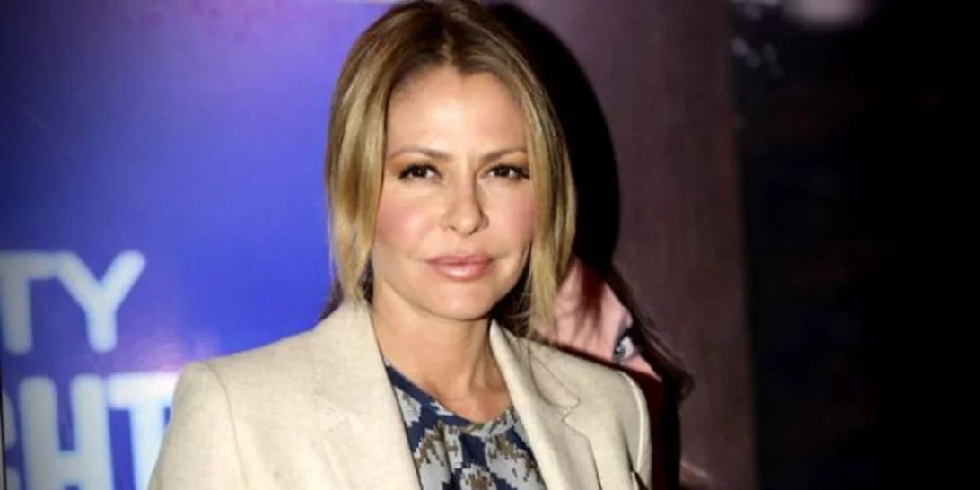 Πλήθος σχολίων στην ανάρτηση της Τζένης Μπαλατσινού με απόσπασμα του Elie Wiesel