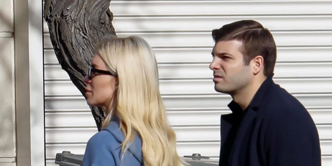 Κατερίνα Καινούργιου | Με casual look στην τελευταία της έξοδο με τον Φίλιππο Τσαγκρίδη πριν την απαγόρευση της κυκλοφορίας
