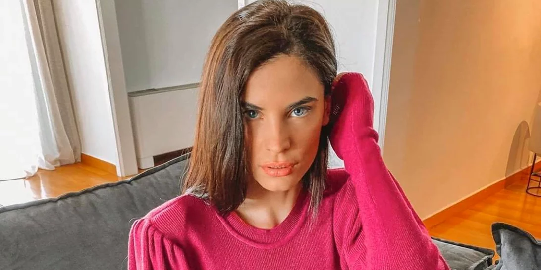 Χριστίνα Μπόμπα | Φόρεσε την πιο θηλυκή φούστα της άνοιξης που κολακεύει τη σιλουέτα