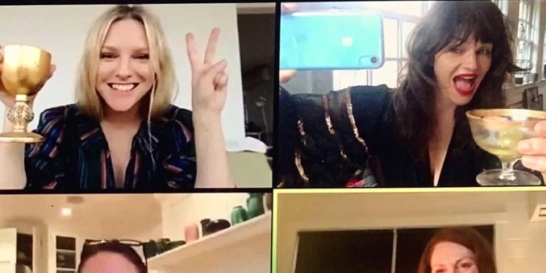 Γυναικεία υπόθεση | Η Helena Christensen μόλις ανακάλυψε «το καλύτερο bar της πόλης»