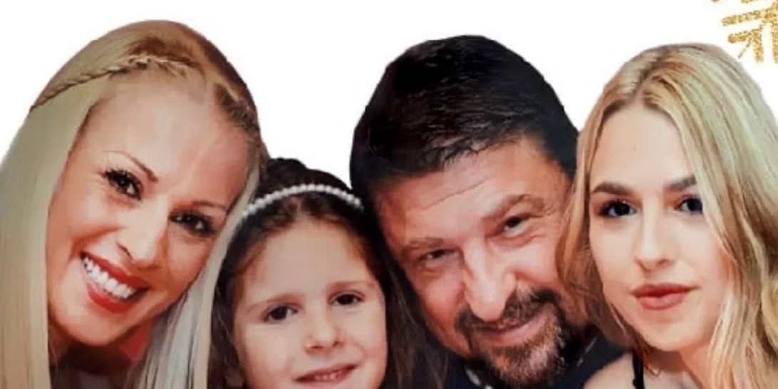 Νίκος Χαρδαλιάς - Γιώτα Παναγιωτοπούλου | Φωτογραφίες από το σπίτι τους στον Καρέα και από ανέμελες στιγμές