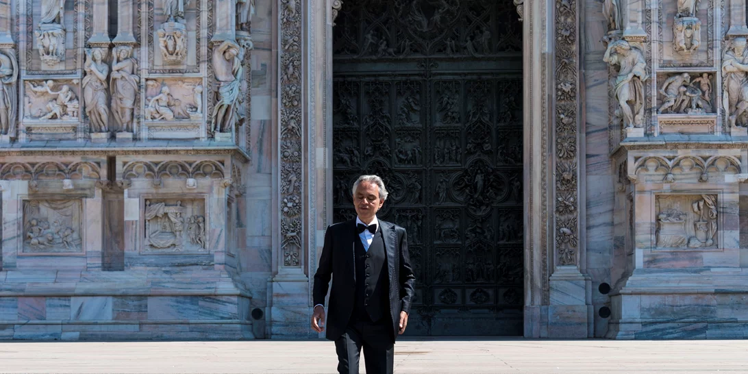 Ο Andrea Bocelli επιβεβαίωσε ότι βρέθηκε θετικός στον κορονοϊό