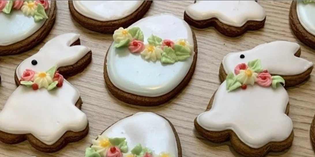 Βασίλισσα Ελισάβετ | Ο προσωπικός της σεφ μάς δίνει τη συνταγή για πασχαλινά μπισκότα