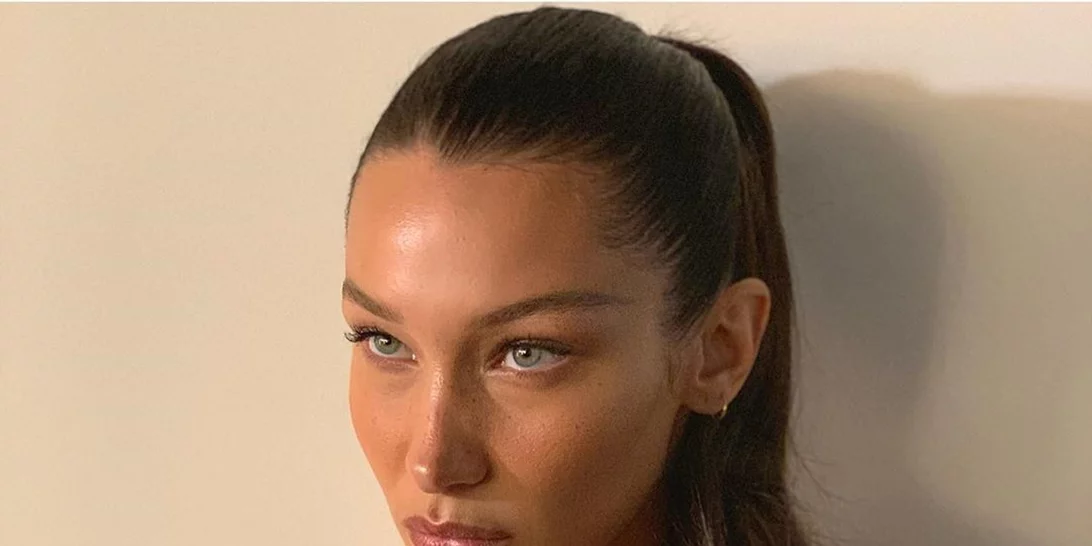 Το νέο hair look της Bella Hadid είναι ένα πλατινέ pixie