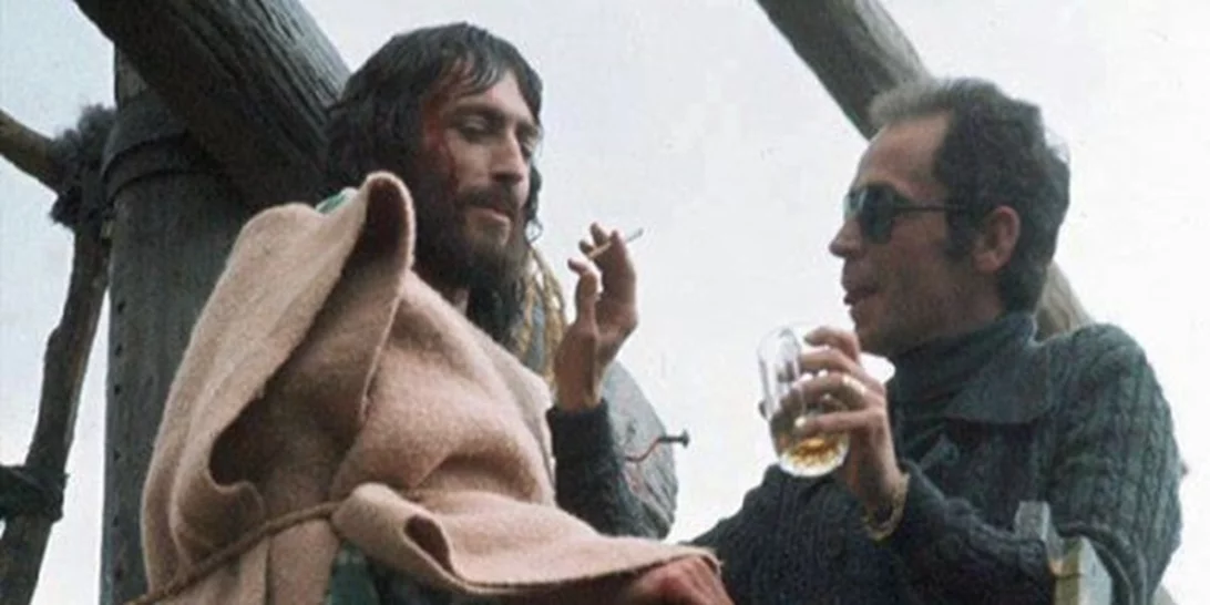 "Ο Ιησούς από τη Ναζαρέτ" | Η ιστορία πίσω από τη σκηνή του Σταυρού στην ταινία του Franco Zeffirelli