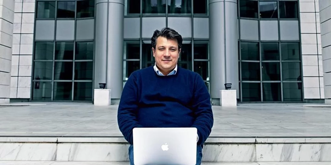 Καθηγητής Δερμιτζάκης | «Αν δεν έχουμε δεύτερο κύμα κορονοϊού, τον Ιούλιο θα πάμε στη θάλασσα»