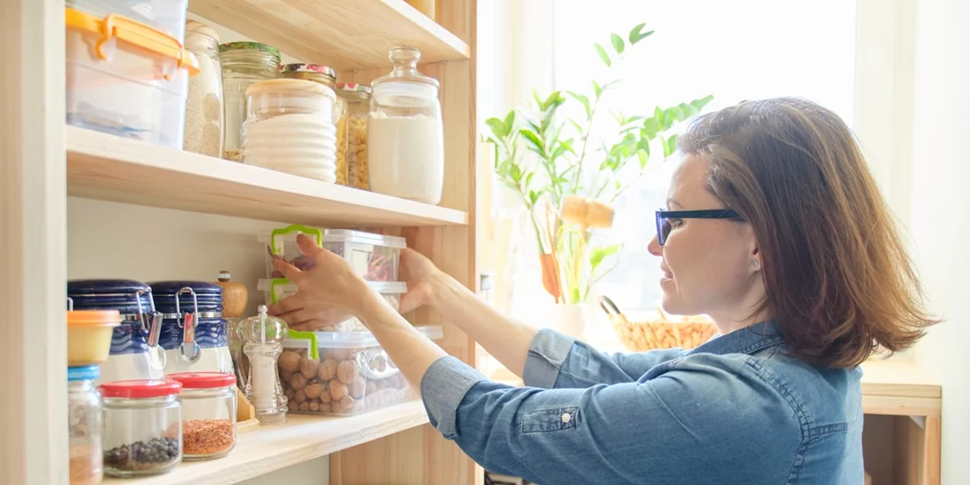 Οι τροφές που δεν πρέπει να λείπουν από την κουζίνα μας όσο Μένουμε Σπίτι αλλά και όταν βγούμε από αυτό!