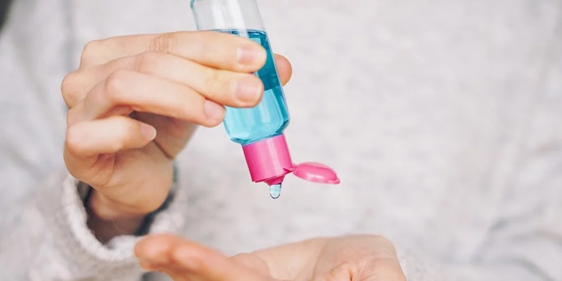 Η Garnier προσφέρει 1 εκατομμύριο ευρώ και δωρεάν αντισηπτικά για τη μάχη κατά του κορονοϊού