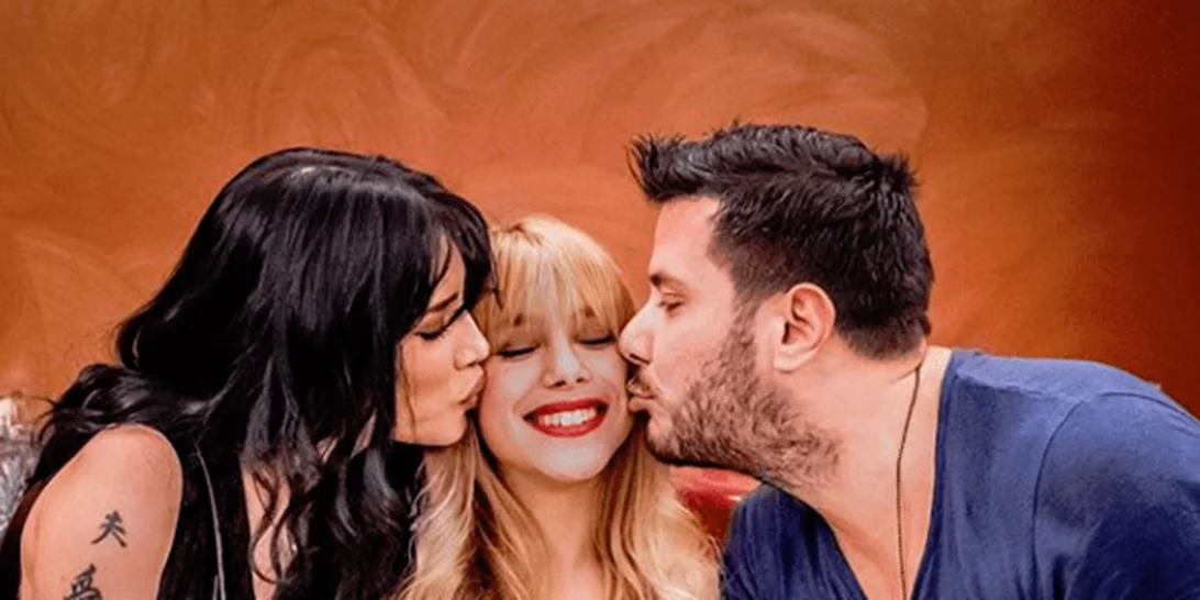 Η μοναχοκόρη γνωστής τραγουδίστριας έγινε 17 ετών και είναι μια κούκλα (pics)