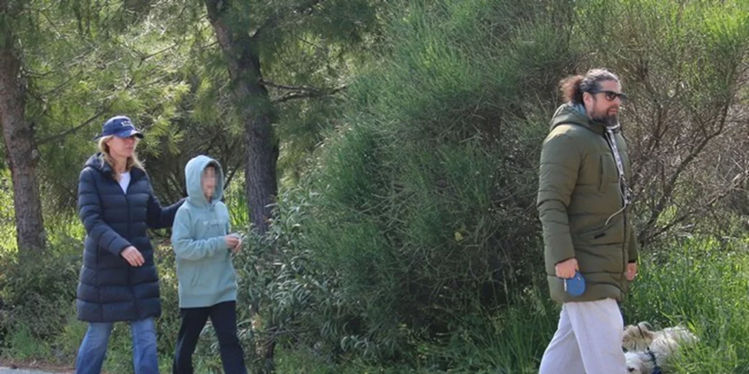 Η σπάνια εμφάνιση της Έλενας Κατραβά με τον Λορέντζο Καριέρε