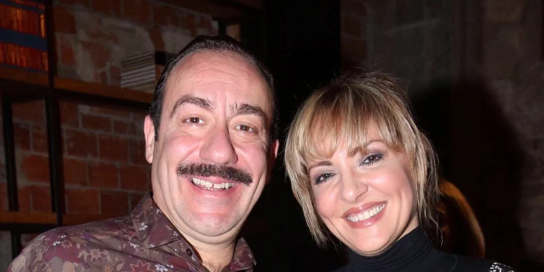 Σωτήρης Καλυβάτσης - Υρώ Λούπη | Πλάνα από το σπίτι του ερωτευμένου ζευγαριού