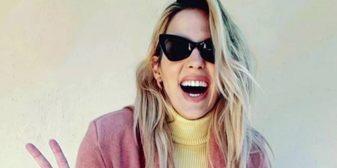 Μαντώ Γαστεράτου | Έξι μήνες μετά τη γέννα, ποζάρει με μαγιό και στέλνει ένα πολύ σημαντικό μήνυμα