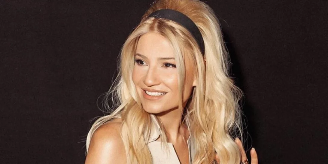 Φαίη Σκορδά | Για φαγητό στο εστιατόριο της μητέρας του συντρόφου της