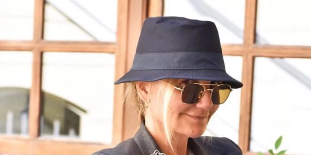 Μαρέβα Γκραμπόφσκι Μητσοτάκη | Φωτογραφίζεται με την προστατευτική μάσκα από το brand της