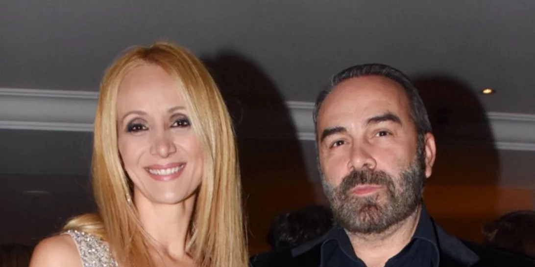 Επέτειος 10 χρόνων για τον Γρηγόρη Γκουντάρα και τη Ναταλί Κάκκαβα | Η φωτογραφία από τον γάμο τους