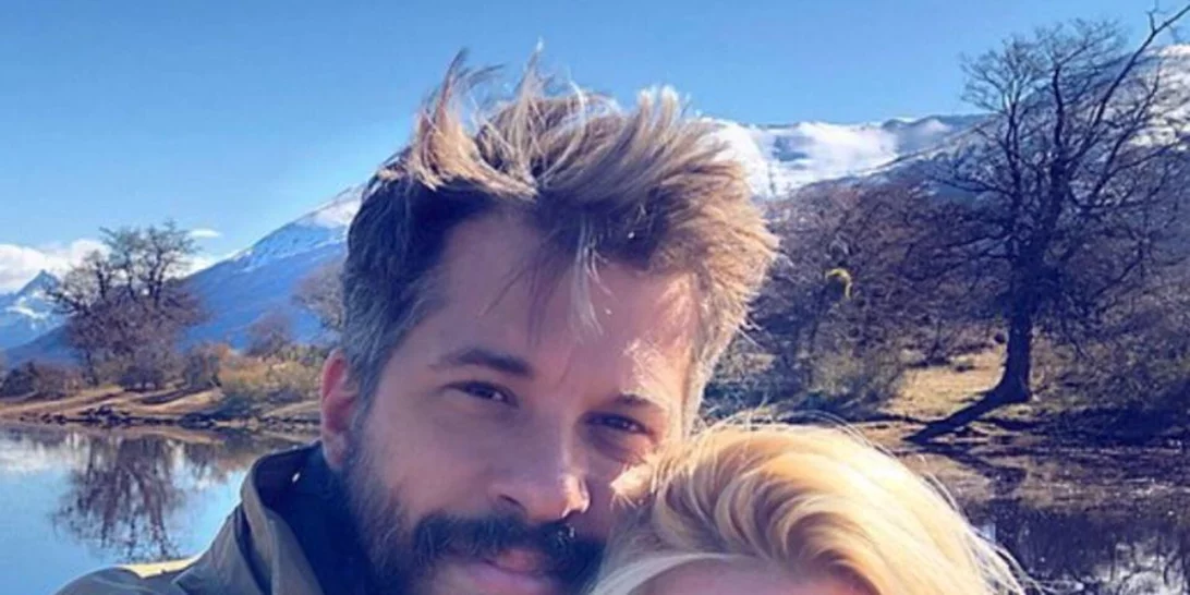 Χάρης Βαρθακούρης | Η φωτογραφία με την (αγνώριστη) καστανή Αντελίνα