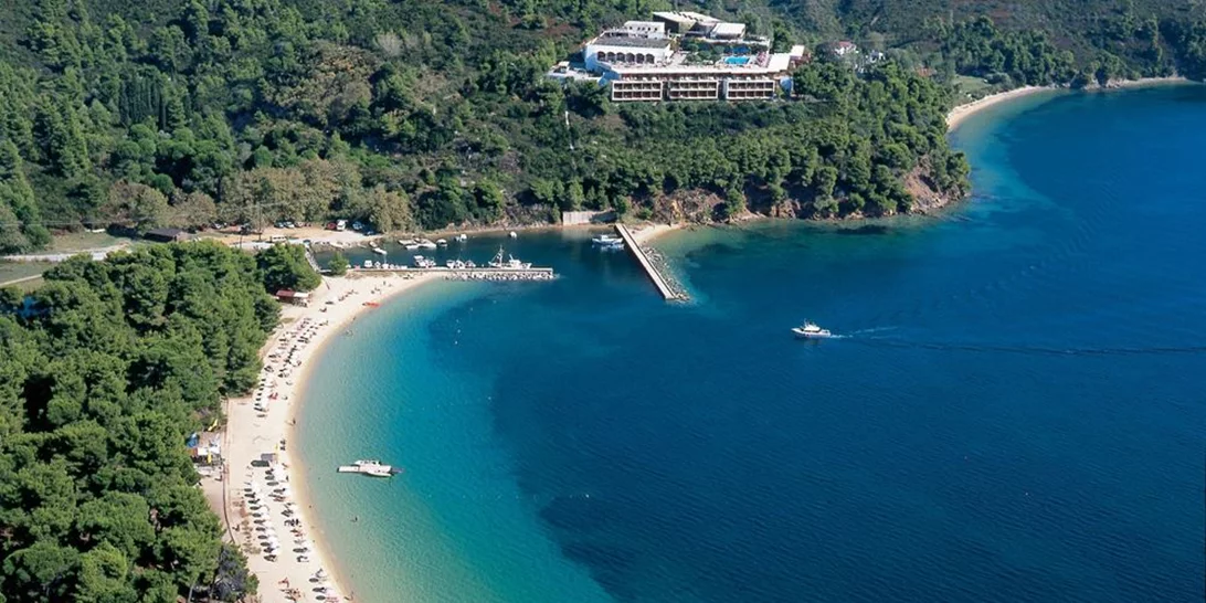 Στις αρχές Ιουλίου επαναλειτουργεί το ξενοδοχείο Skiathos Palace