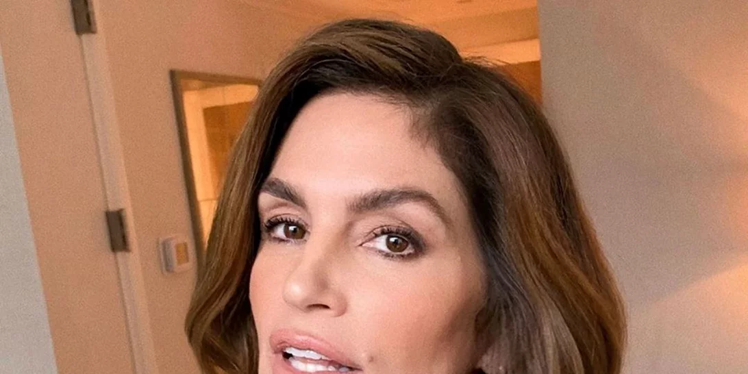 Τα πιο κολακευτικά κουρέματα μεσαίου μήκους για γυναίκες 50 ετών και άνω