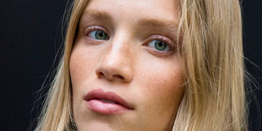 Πώς να φαίνονται πιο ανοιχτόχρωμα τα μάτια μου; Τα makeup tips που πρέπει να ξέρεις