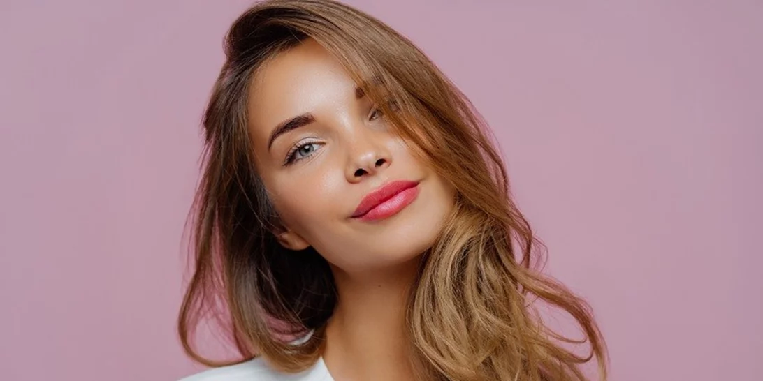 Τσάι μάτσα για δέρμα και μαλλιά: Είναι ευεργετικό και πώς να το χρησιμοποιήσω;