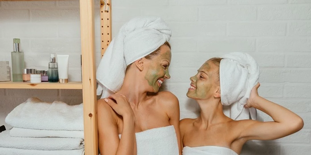 Γιορτή της Μητέρας | Ξέρουμε πώς θα απολαύσεις μια μέρα σπα... από μακριά με τη μαμά σου