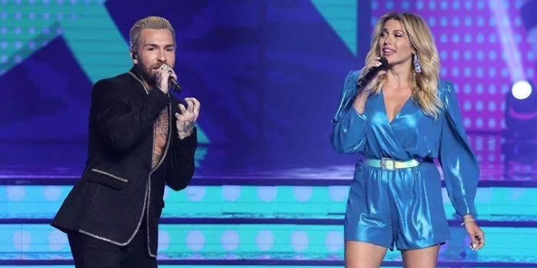 J2US «Δεύτερη Πρεμιέρα» | Κωνσταντίνα Σπυροπούλου: Η αμηχανία της Βανδή στο 2ο show & η αυστηρή παρατήρηση του Φασουλή