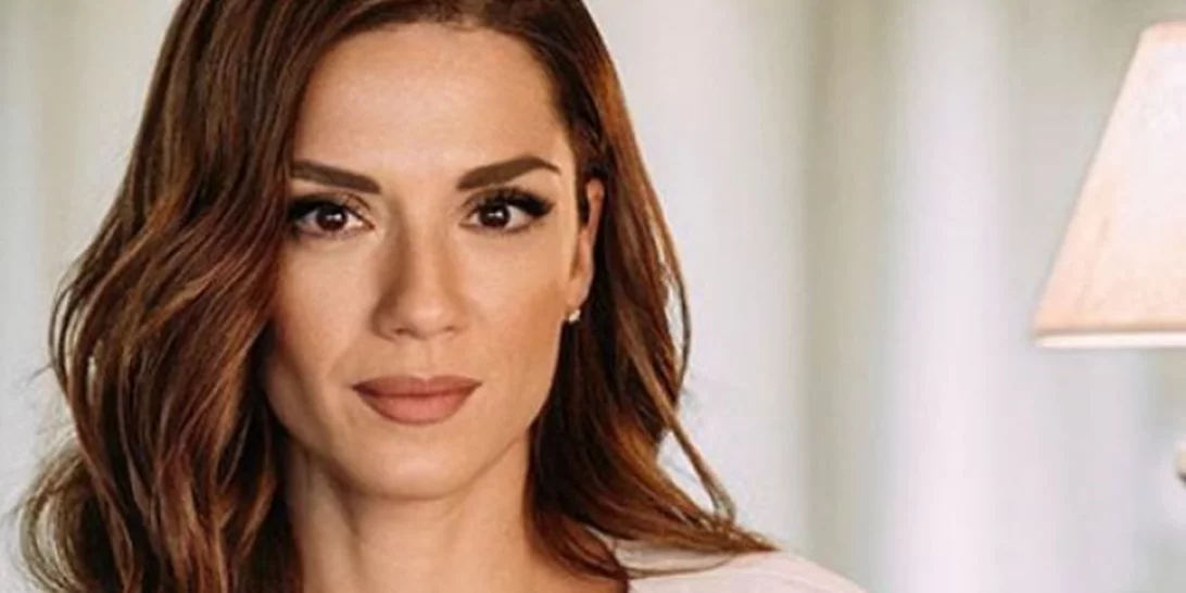 Η Βάσω Λασκαράκη έγινε ξανθιά | Δες το νέο hair look της