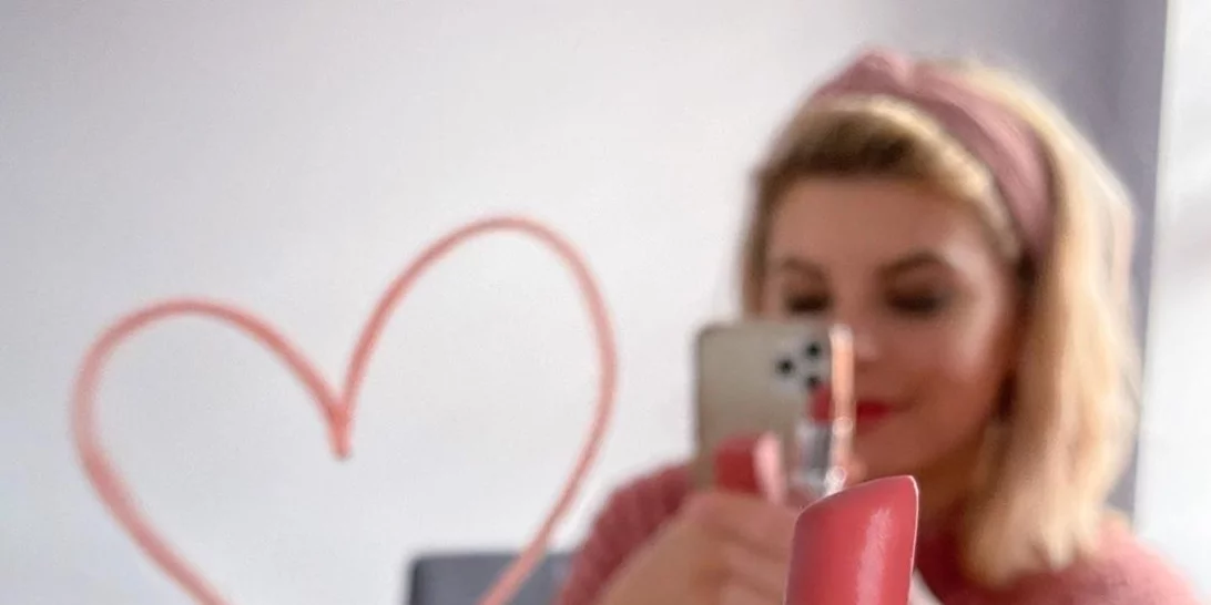 #SeeAHeartSendAHeart | Η Clinique δείχνει την ευγνωμοσύνη της απέναντι στους σύγχρονους ήρωες