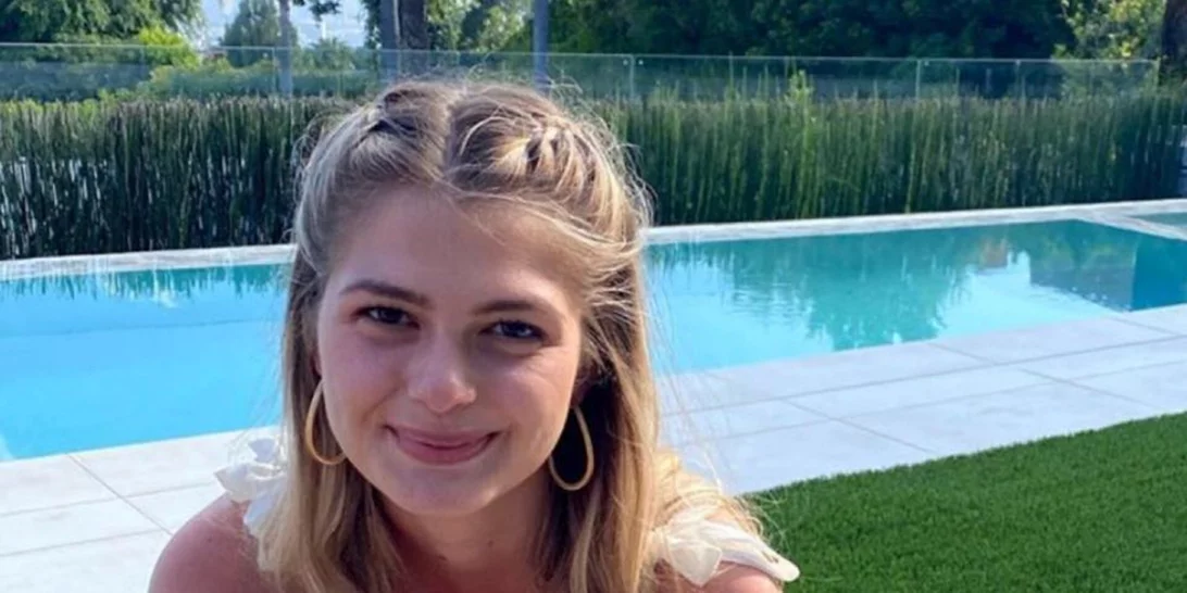 Πιο όμορφη από ποτέ στα γενέθλιά της | Δες το girly φόρεμα που φόρεσε η Αμαλία Κωστοπούλου