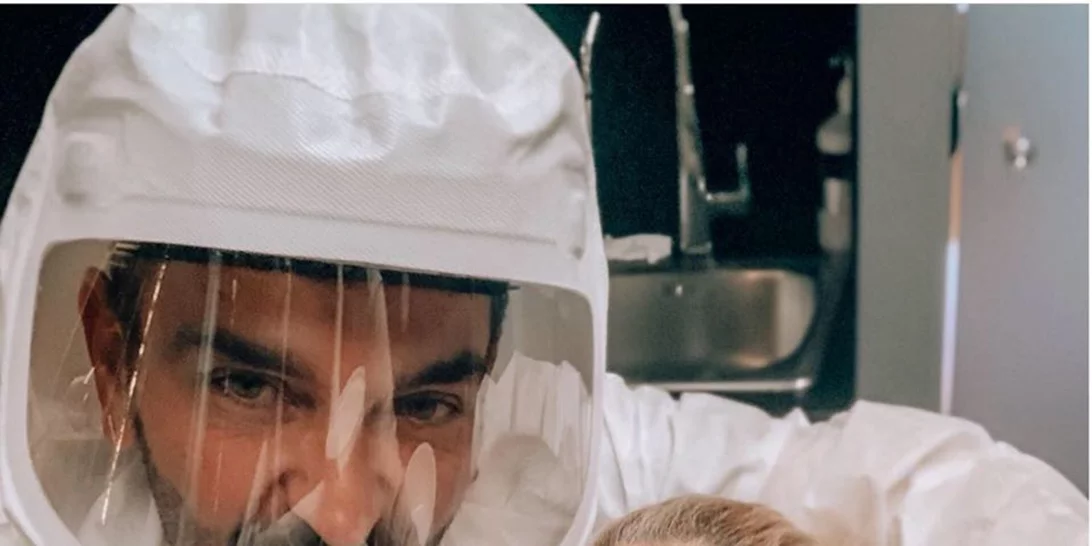 Στον οδοντίατρο μετά την καραντίνα | Η Ζέτα Μακρυπούλια μάς δείχνει τα αυστηρότατα μέτρα (pic)