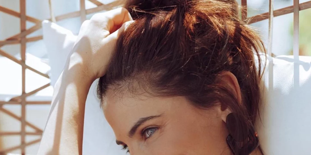 «Σαν να μην πέρασε μια μέρα» | Η Χριστίνα Μπόμπα έκανε την πρώτη επαγγελματική της φωτογράφιση μετά την καραντίνα