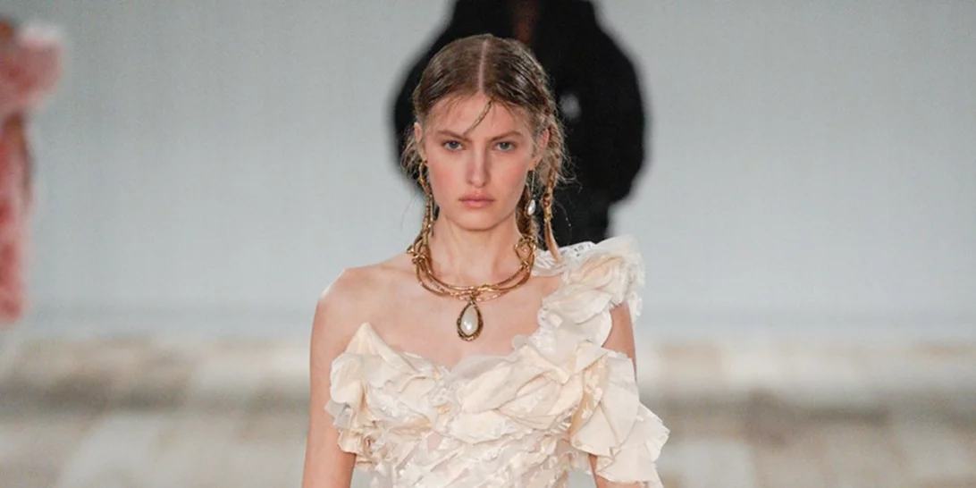 5 τάσεις στα κοσμήματα που θα κυριαρχήσουν το καλοκαίρι