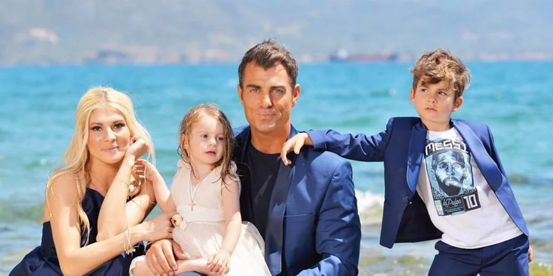 Η οικογένεια Χανταμπάκη μεγάλωσε | Τα ευχάριστα νέα που μοιράστηκε ο Στέλιος μαζί μας