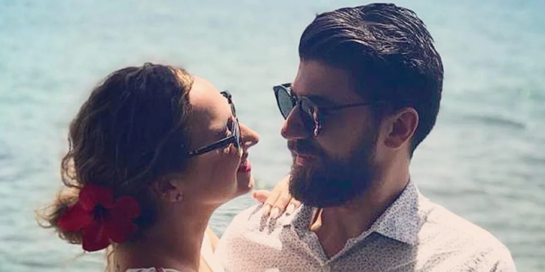 Κλέλια Πανταζή - Λευτέρης Τσάκαλος | Ο λόγος που γιορτάζει το ζευγάρι και μερικές πολύ τρυφερές φωτογραφίες του