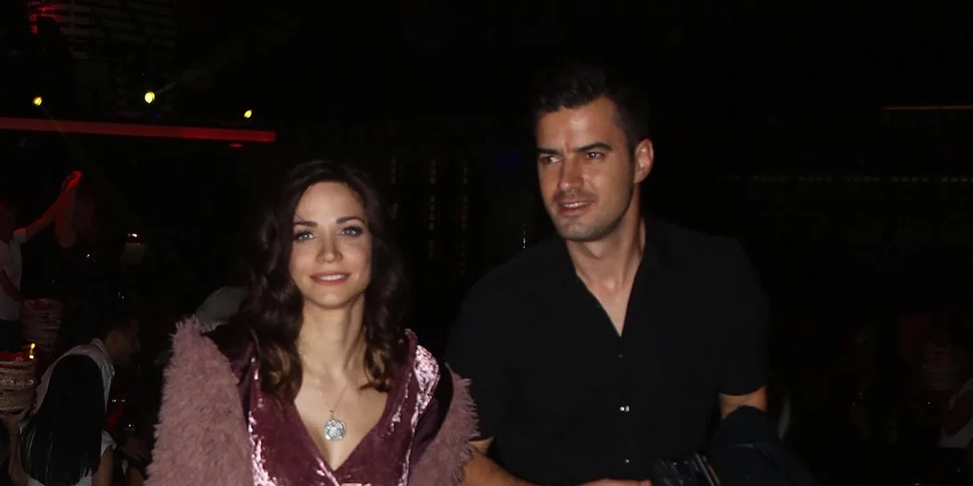 Γιάννης Τσιμιτσέλης | Φωτογραφίζει topless την Κατερίνα Γερονικολού