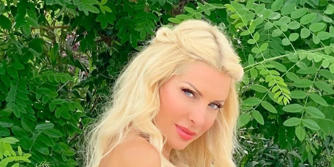 Ελένη Μενεγάκη | Δες ποια πολύ γνωστή ηθοποιός κέρδισε το φόρεμά της σε giveaway