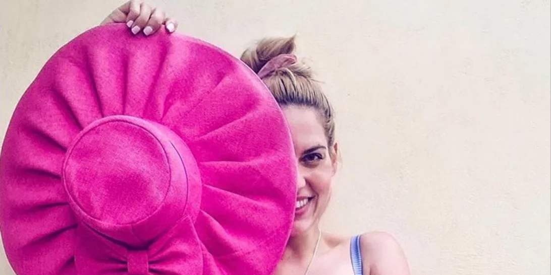 Η Μαντώ Γαστεράτου για τα κιλά της εγκυμοσύνης | «Είμαι η Μαντώ συν άλλα 10 κιλά. Πολύ τα χαίρομαι να πω την αλήθεια»