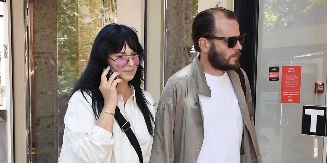 Ζενεβιέβ Μαζαρί - Βασίλης Καρύδης | Νέα πλάνα από το μοντέρνο σπίτι της οικογένειας