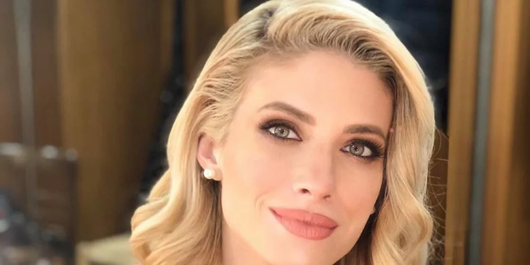 Με πιο κοντά μαλλιά από ποτέ η Ευαγγελία Αραβανή | Αυτό είναι το νέο hair look της παρουσιάστριας