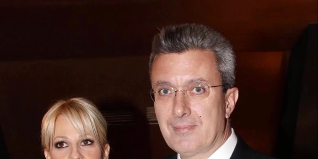 Νίκος Χατζηνικολάου | Η φωτογραφία με την κόρη του στη θάλασσα