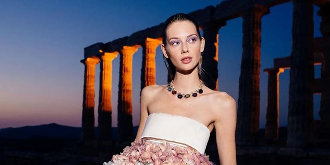 Πώς να κάνω wet look; 8 ιδέες για fashion forward εμφανίσεις