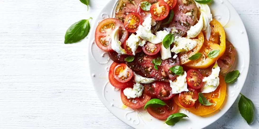 Αυθεντική Caprese | Η πιο νόστιμη σαλάτα για σήμερα