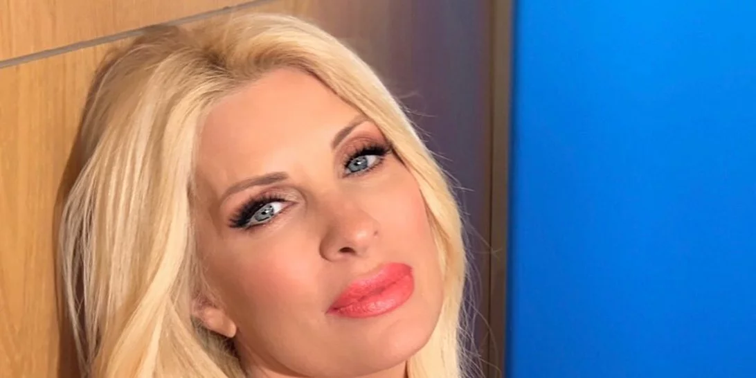 Ελένη Μενεγάκη | Ανέβασε μια σπάνια φωτογραφία με τον Μάκη Παντζόπουλο και τη μικρή Μαρίνα