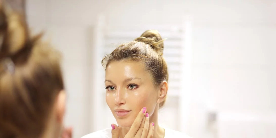 Τι είναι η νιασιναμίδη και γιατί πρέπει να την συμπεριλάβεις στην skincare ρουτίνα σου