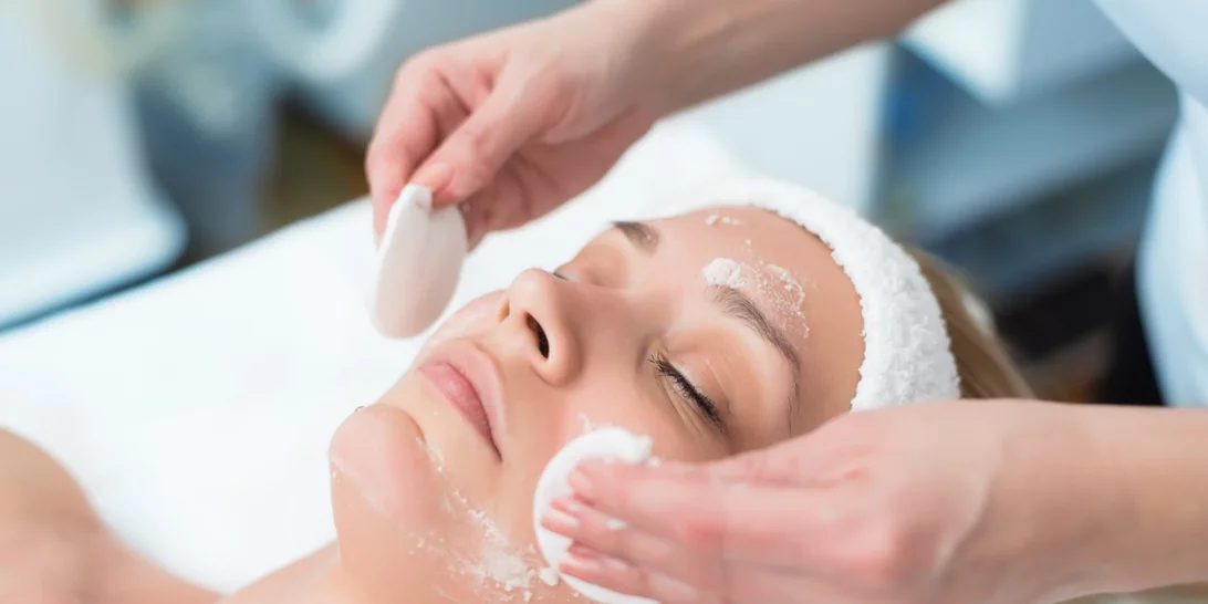 Καθαρισμός προσώπου: 5 μύθοι και αλήθειες