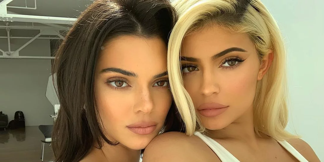 Η πρώτη συνεργασία Kylie Cosmetics x Kendall είναι γεγονός και ορίστε τι περιλαμβάνει