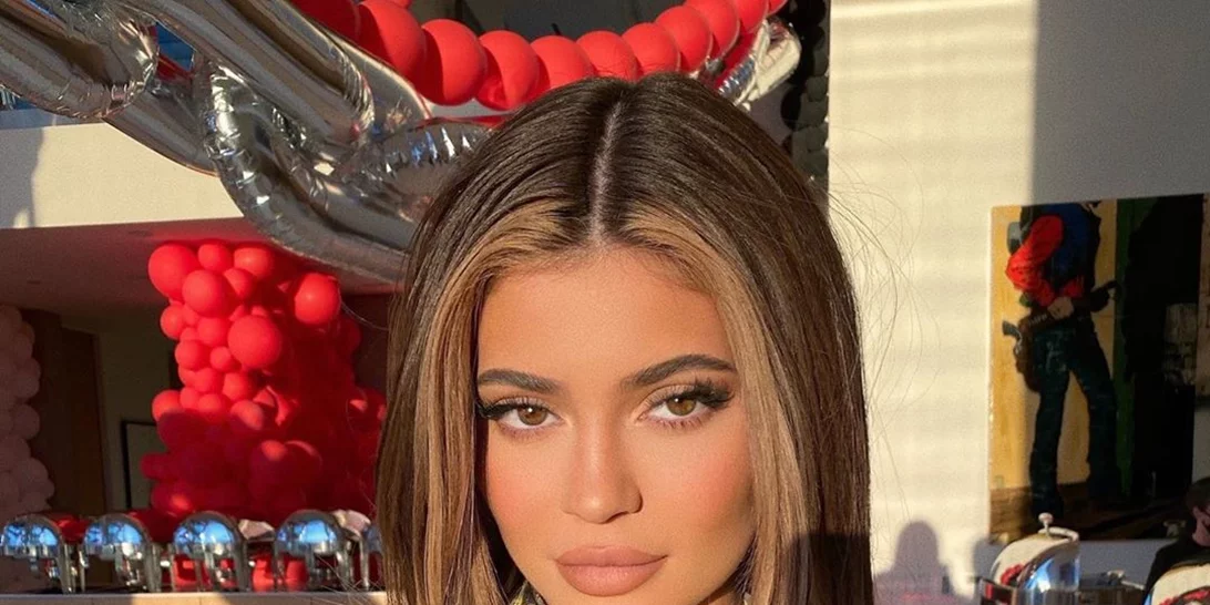 Here we go again | Η Kylie Jenner έγινε και πάλι ξανθιά